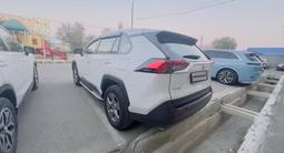 Toyota RAV4 2022 годаүшін17 900 000 тг. в Атырау – фото 5