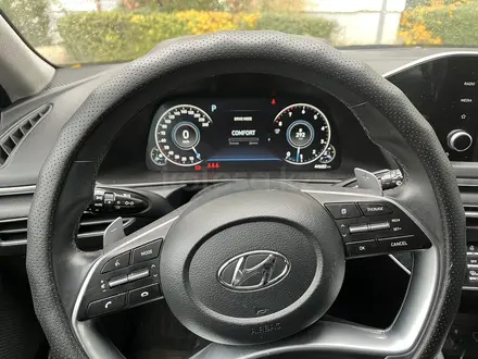 Hyundai Sonata 2023 года за 13 400 000 тг. в Алматы – фото 3