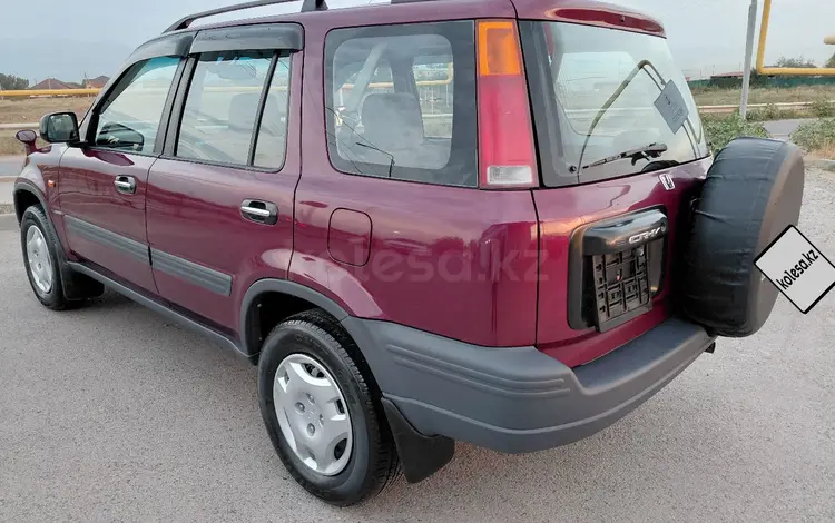 Honda CR-V 1997 годаүшін3 700 000 тг. в Алматы
