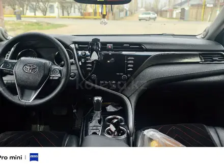 Toyota Camry 2020 года за 12 500 000 тг. в Тараз – фото 9