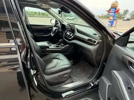 Toyota Highlander 2020 года за 21 000 000 тг. в Алматы – фото 16