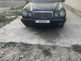 Mercedes-Benz E 230 1996 года за 1 380 000 тг. в Тараз – фото 2