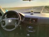 Volkswagen Golf 2002 годаүшін2 800 000 тг. в Актобе – фото 3