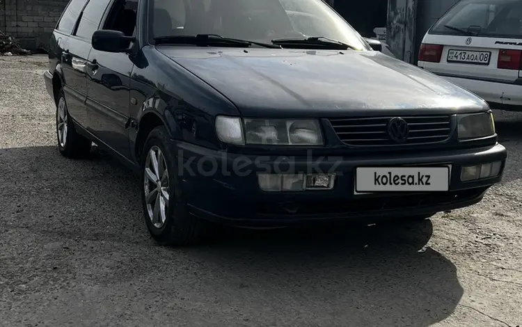 Volkswagen Passat 1996 годаүшін1 850 000 тг. в Тараз