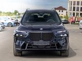 BMW X7 XDrive 40i 2025 года за 97 940 563 тг. в Караганда