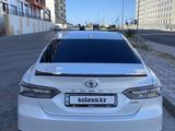 Toyota Camry 2020 года за 13 999 990 тг. в Актау – фото 5