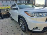 Toyota Highlander 2016 года за 15 700 000 тг. в Шымкент – фото 2