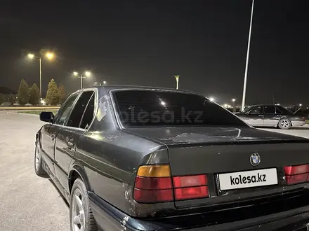 BMW 525 1990 года за 1 250 000 тг. в Тараз – фото 4
