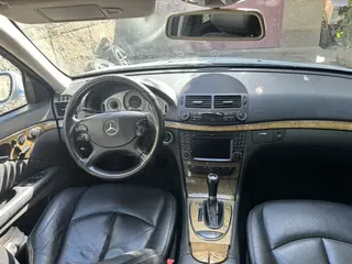 Mercedes-Benz E 280