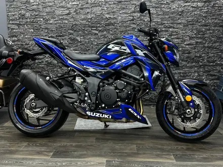 Suzuki  GSX1000S KATANA BATYR MOTO супер цена на 6 платежей 2018 года за 4 500 000 тг. в Алматы – фото 6