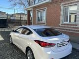 Hyundai Elantra 2015 года за 6 800 000 тг. в Атырау – фото 4