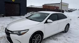 Toyota Camry 2015 года за 5 200 000 тг. в Уральск – фото 2