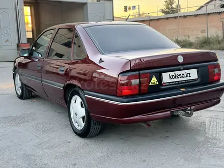 Opel Vectra 1994 года за 1 750 000 тг. в Туркестан – фото 2