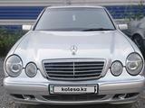 Mercedes-Benz E 230 1996 года за 2 000 000 тг. в Петропавловск