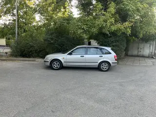 Mazda 323