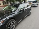 Lexus LS 500 2018 года за 28 000 000 тг. в Алматы – фото 4