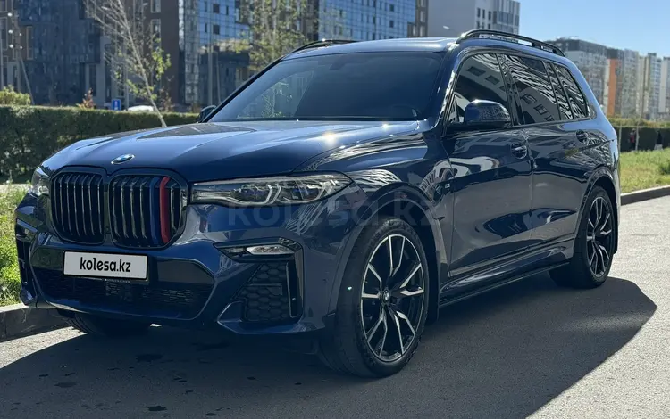 BMW X7 2021 года за 42 000 000 тг. в Астана
