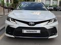 Toyota Camry 2023 года за 16 590 000 тг. в Алматы