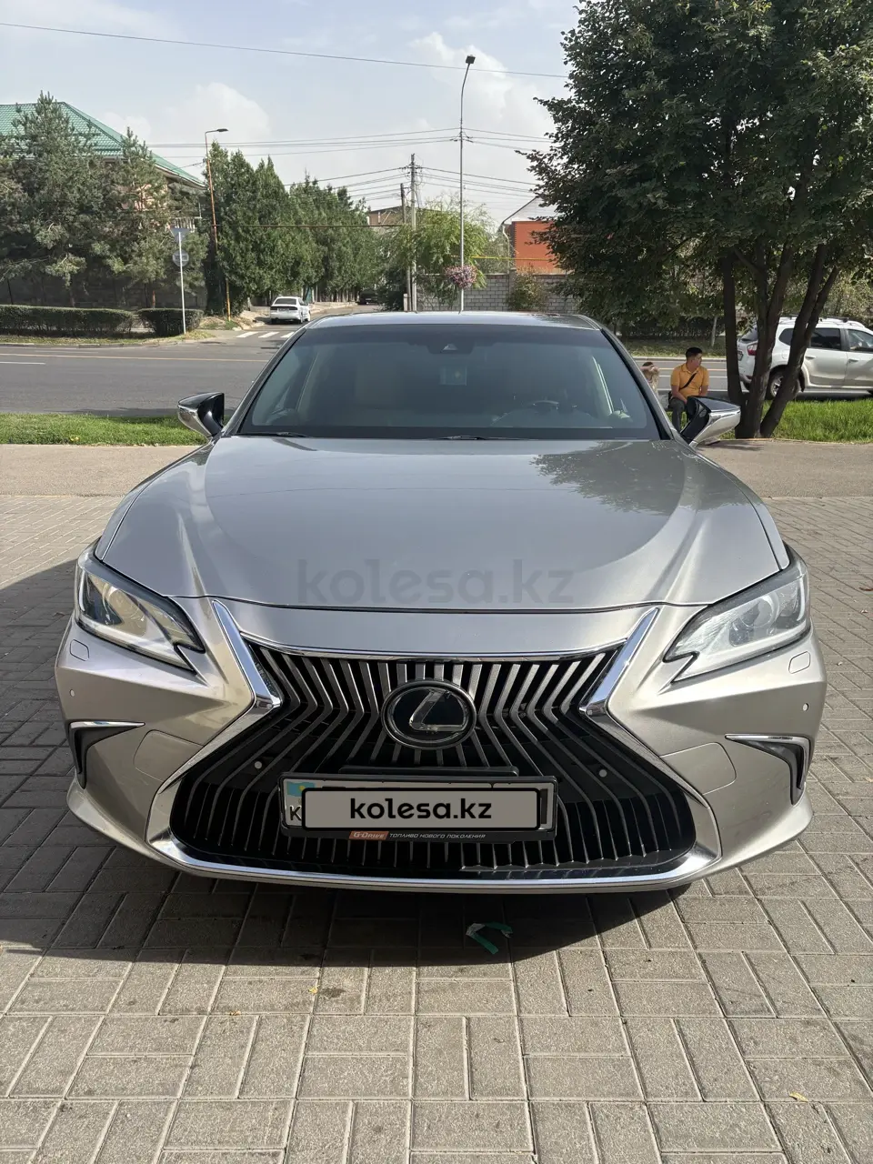 Lexus ES, 2020