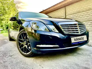 Mercedes-Benz E 250