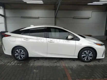Toyota Prius 2019 года за 7 000 000 тг. в Шымкент