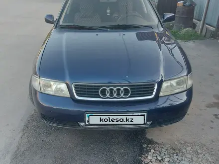 Audi A4 1997 годаүшін1 300 000 тг. в Алматы