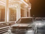 Аренда Toyota Land Cruiser 200 с водителем в Кызылорда