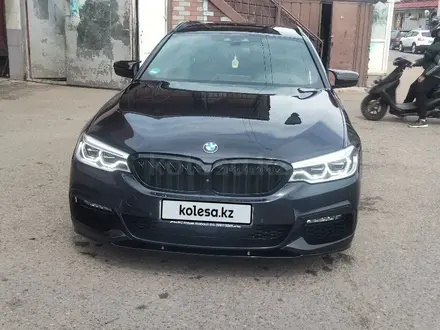 BMW 540 2018 года за 19 800 000 тг. в Алматы – фото 9