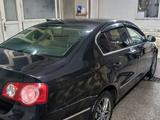 Volkswagen Passat 2007 года за 3 700 000 тг. в Семей – фото 2