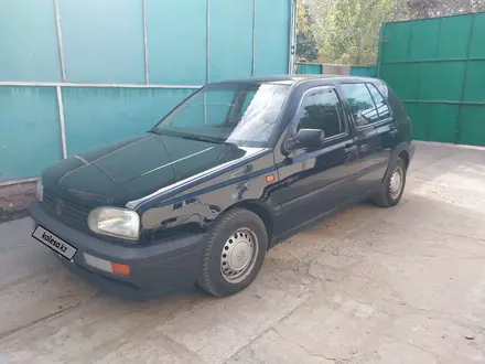 Volkswagen Golf 1992 года за 1 800 000 тг. в Актобе