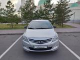 Hyundai Solaris 2014 годаүшін4 500 000 тг. в Астана – фото 5