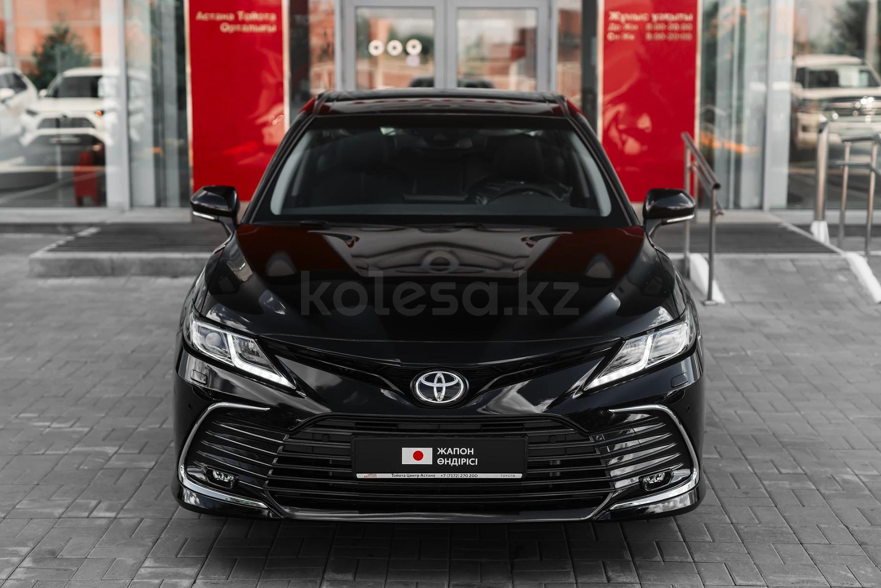 Toyota Camry Prestige 2023 г.