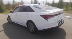 Hyundai Elantra 2021 года за 9 800 000 тг. в Костанай – фото 2