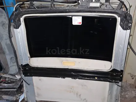 Люк на крышу Мерседес (стекло, моторчик, корпус, механизм) за 40 000 тг. в Алматы – фото 2