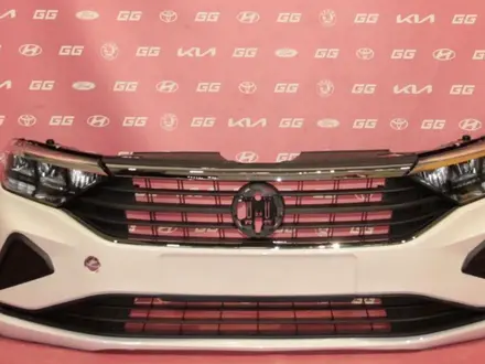 Бампер решетка на Volkswagen Polo за 25 000 тг. в Алматы