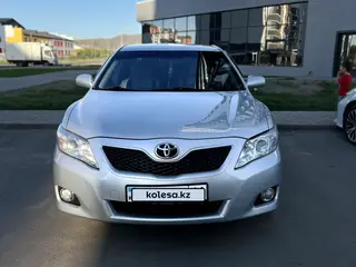 Toyota Camry, 2010