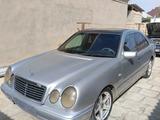 Mercedes-Benz E 320 1996 годаүшін2 000 000 тг. в Жанаозен