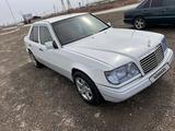 Mercedes-Benz E 220 1994 годаүшін2 500 000 тг. в Алматы