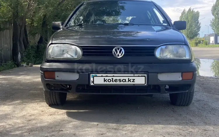 Volkswagen Golf 1994 года за 1 500 000 тг. в Астана