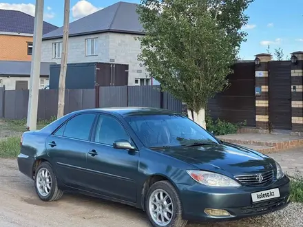 Toyota Camry 2002 года за 3 500 000 тг. в Актобе – фото 3