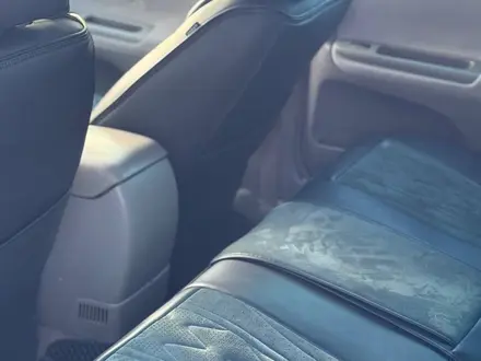 Toyota Camry 2002 года за 3 500 000 тг. в Актобе – фото 9