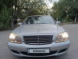 Mercedes-Benz S 320 2001 годаfor5 200 000 тг. в Алматы
