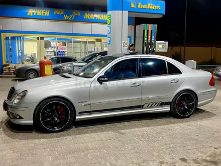Mercedes-Benz E 55 AMG 2002 года за 7 700 000 тг. в Шымкент – фото 4