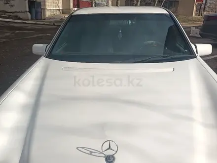 Mercedes-Benz E 280 1997 года за 2 750 000 тг. в Астана – фото 4