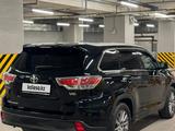 Toyota Highlander 2014 года за 15 800 000 тг. в Алматы – фото 2