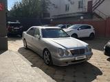 Mercedes-Benz E 430 2000 годаүшін3 500 000 тг. в Атырау – фото 4