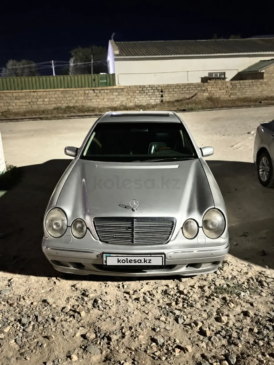 Mercedes-Benz E-Class, 2000