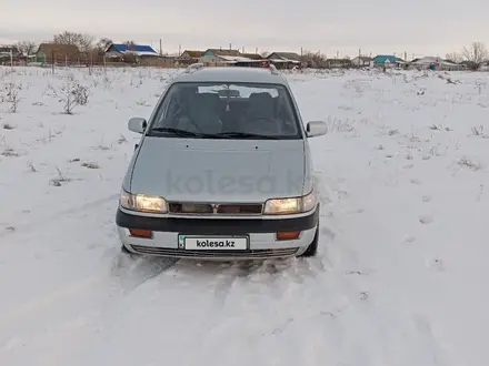 Mitsubishi Space Wagon 1993 года за 1 800 000 тг. в Петропавловск – фото 8