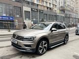 Volkswagen Tiguan 2017 года за 12 500 000 тг. в Алматы – фото 3