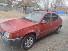 Opel Kadett, 1985